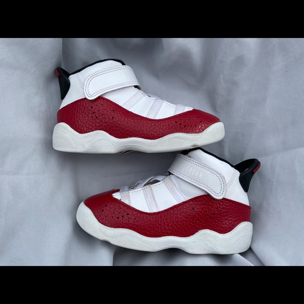 Jordan 6 Rings - Picture 5 of 8